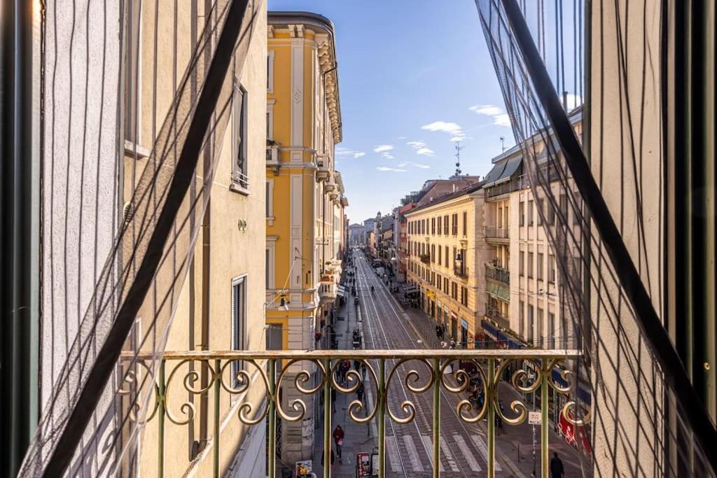 Close To Duomo Lovely City Center Flat Leilighet Milano Eksteriør bilde